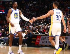 世俱杯2025-开拓者力克太阳，晋级半决赛