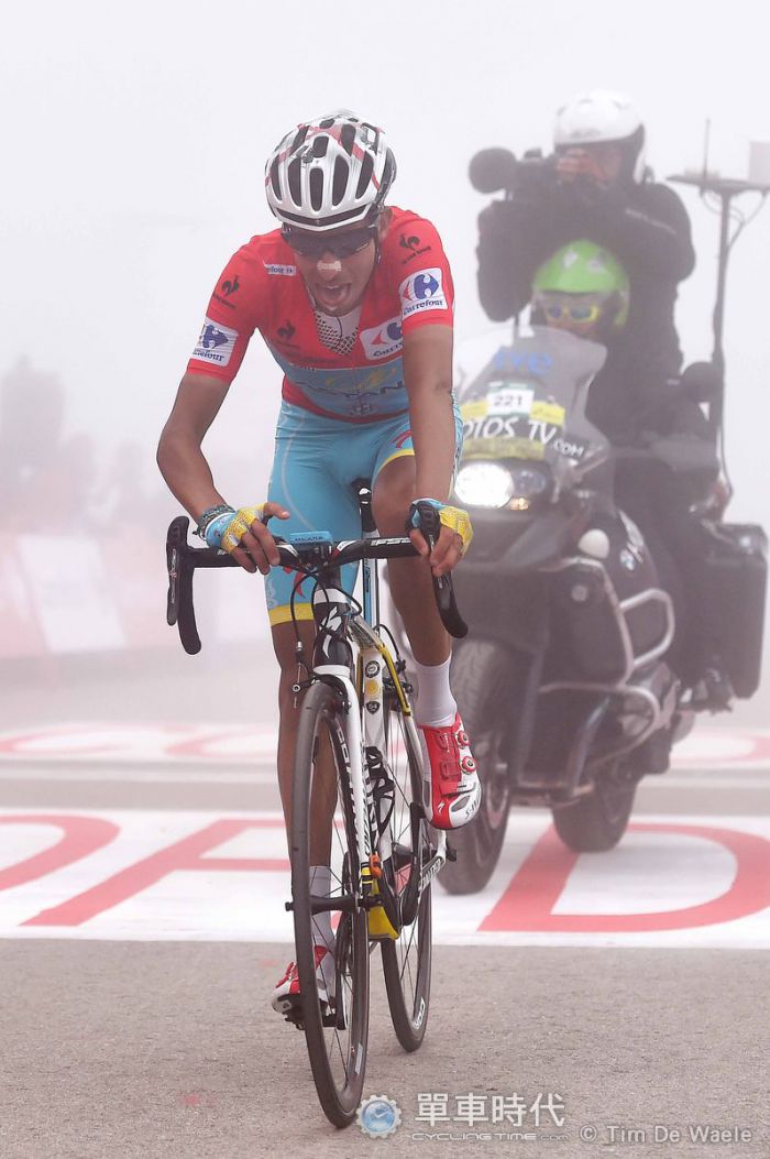 世俱杯决赛-男子自行车赛中惊险逃脱意外