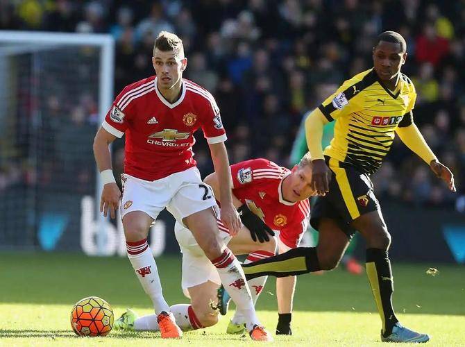 世俱杯参赛资格-包含赫尔城客场大胜对手,争取更多分数进取奋斗的词条