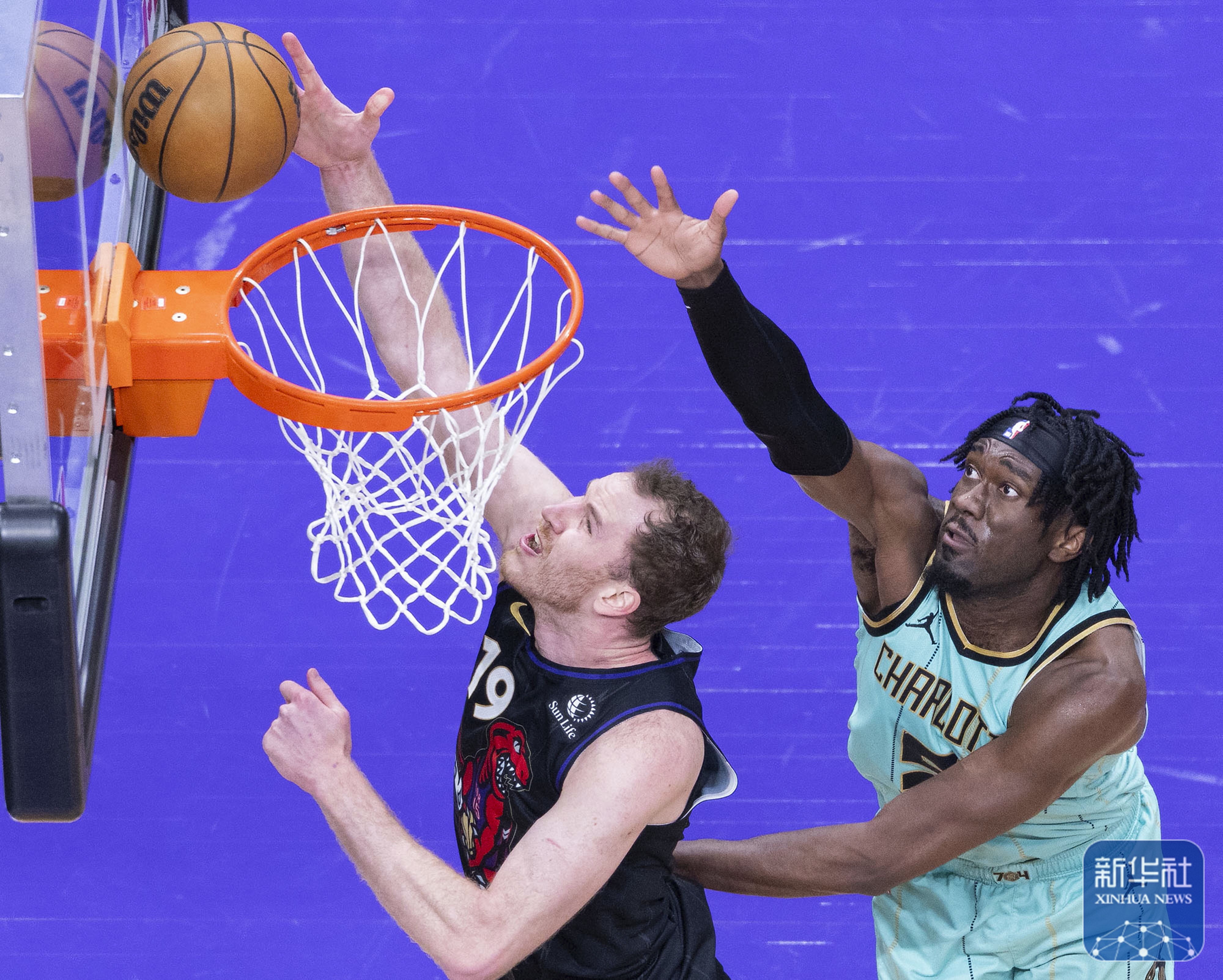 世俱杯分组-关于猛龙险胜篮网,保持不败的战绩的信息