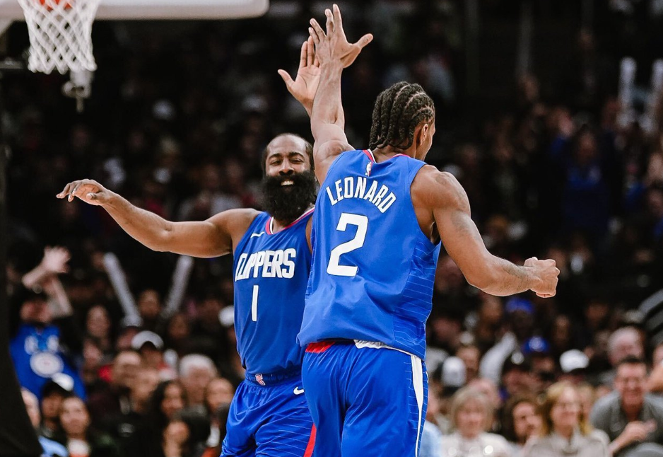 世俱杯-快船大胜森林狼,主场斩获胜利