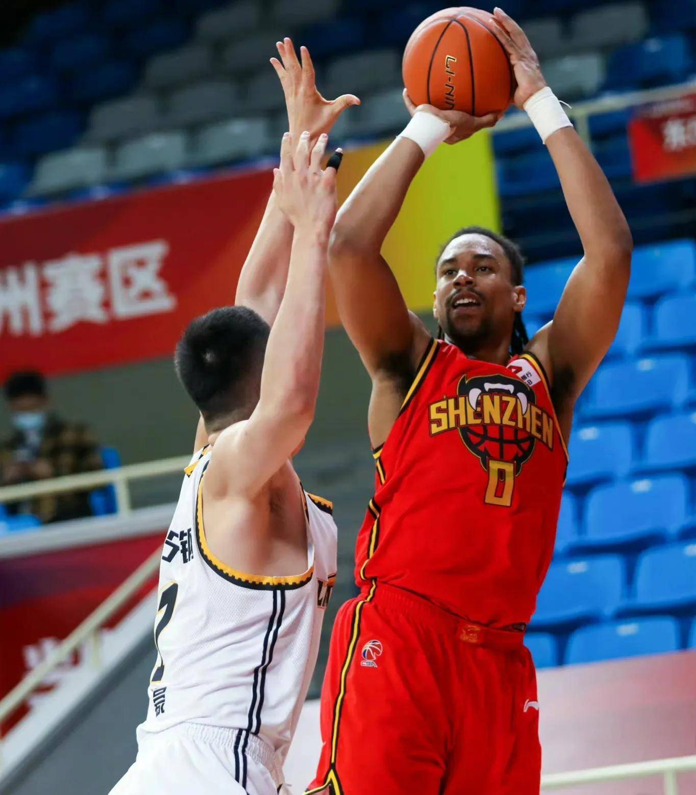 世俱杯决赛-富安健洋爆发,挪威全面压制马赛